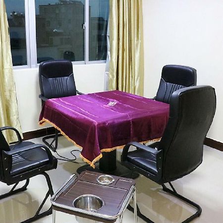 Longhui Business Hotel Huizhou  Zewnętrze zdjęcie