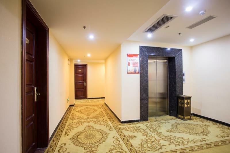 Longhui Business Hotel Huizhou  Zewnętrze zdjęcie